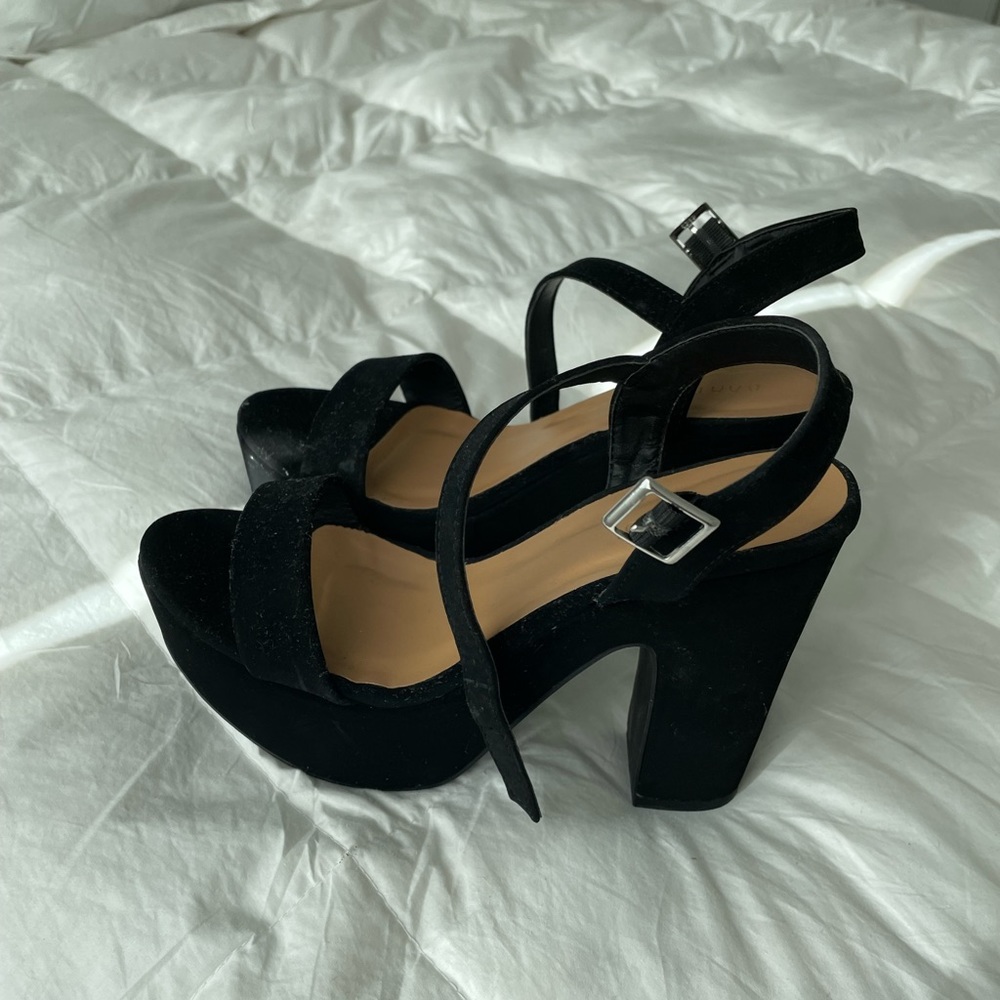Black block heels size 8.5